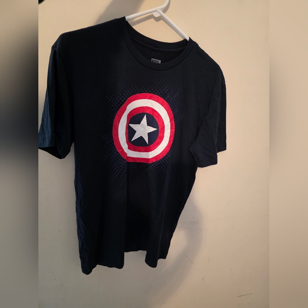 From Disney World Marvel Navy Cotton T-Shirt Washed Never Worn Sz Men's S